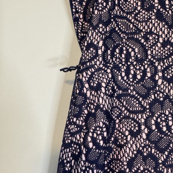 Motherhood Maternity Gender Reveal Dress Women's Large Pink Blue Lace Ribbon NWT - Picture 4 of 12